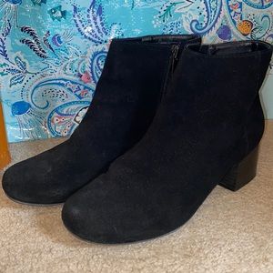 Kenneth Cole Black Suede Booties